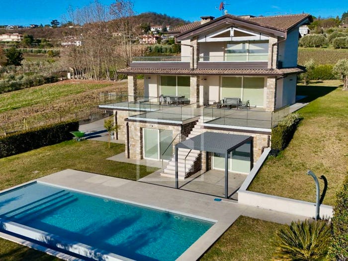 Casa con 6 locali in vendita in Via Mazzane, Moniga del Garda