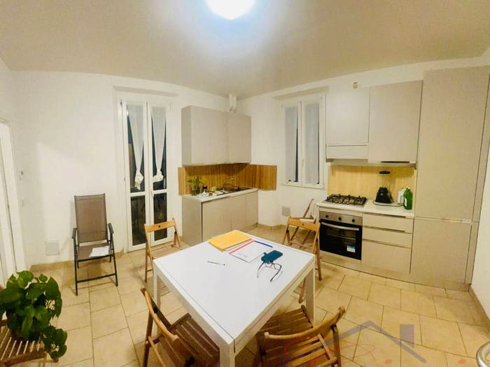 Casa trilocale in vendita in Via Giuseppe Mazzini, Centro, Mandello del Lario