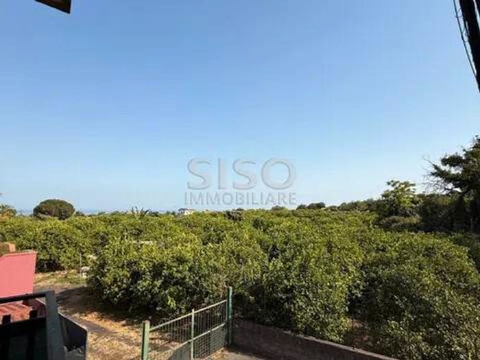 Appartamento trilocale in vendita in Via Isnello, Pozzillo Stazzo Santa Tecla, Acireale