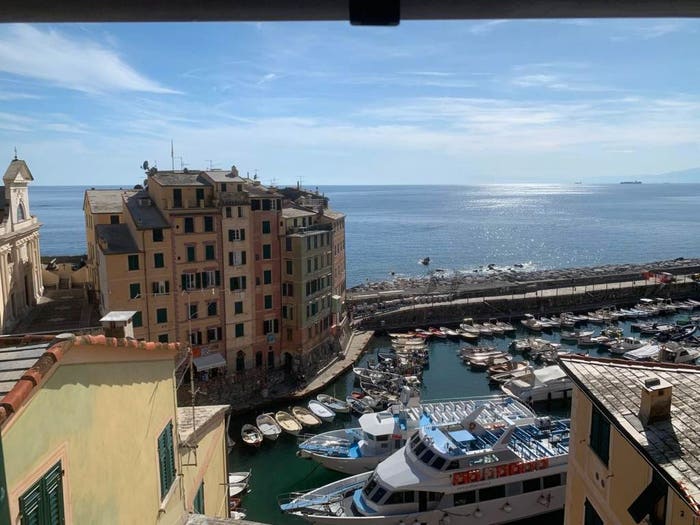 Appartamento trilocale in vendita in Via Tommaso Racca, Centro, Camogli