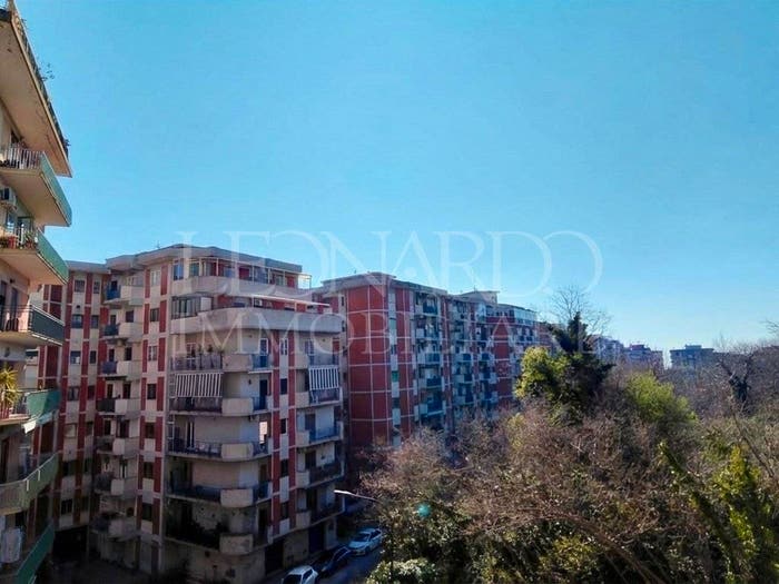 Appartamento quadrilocale in vendita in Via Gabriele Jannelli, Rione Alto, Napoli
