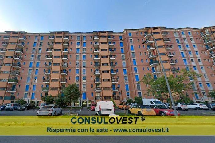 Appartamento quadrilocale in vendita in Via Camillo Giussani, Tre Castelli Faenza, Milano
