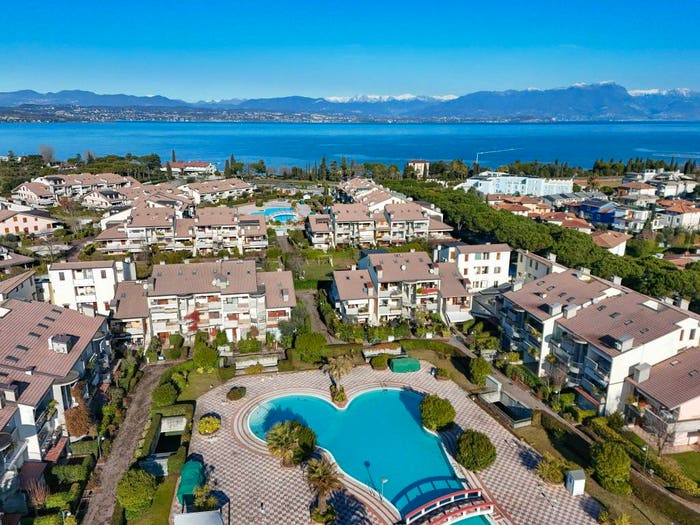 Appartamento quadrilocale in vendita in Via Giulio Cesare, Rivoltella, Desenzano del Garda