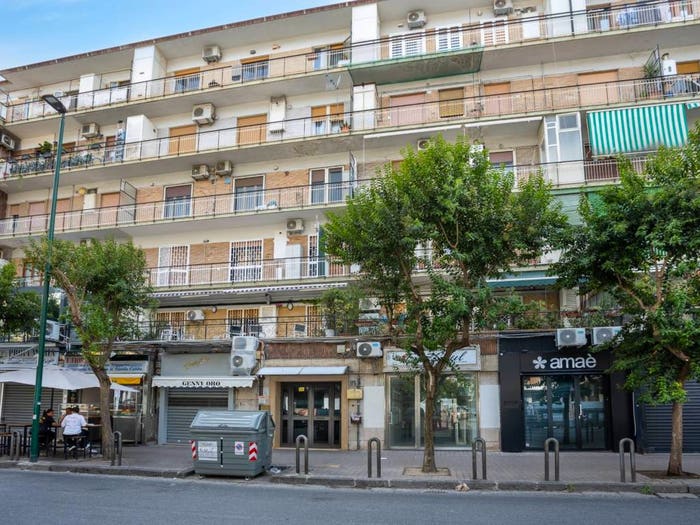 Appartamento quadrilocale in vendita in Via dell'Epomeo, Soccavo, Napoli