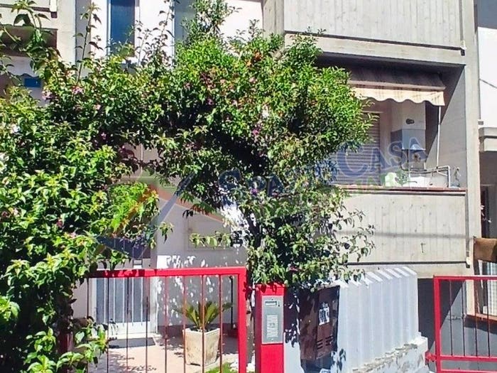 Casa quadrilocale in vendita in Via Nazionale per Teramo, Colleranesco, Giulianova