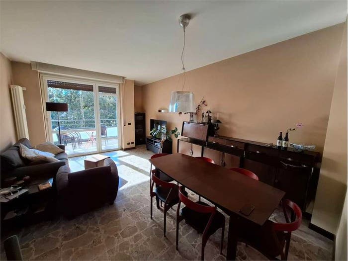 Appartamento trilocale in vendita in Via Roma xx, Centro, Arona