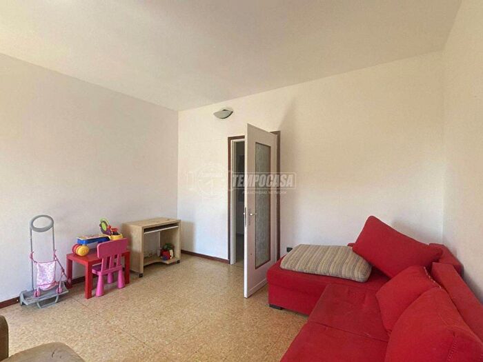 Appartamento trilocale in vendita in Viale Calabria, San Bernardo Olmo, Lodi