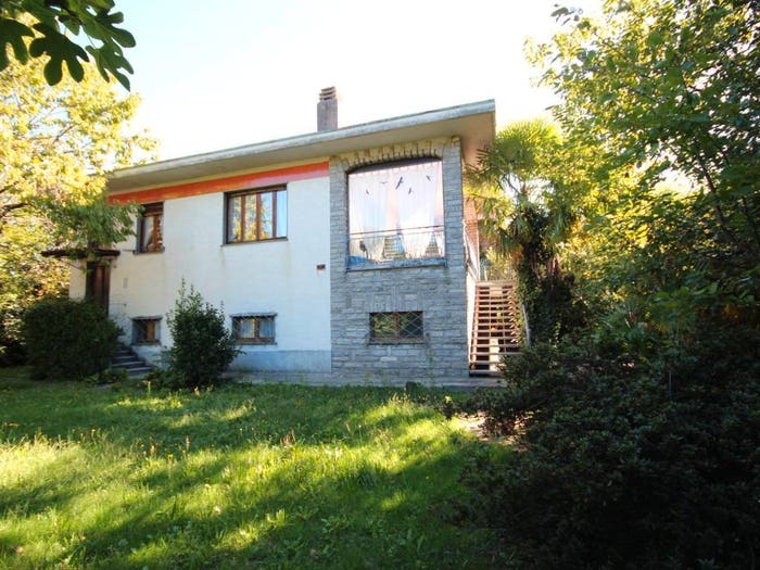 Casa con 6 locali in vendita in Strada Valle Cannobina, Centro, Cannobio