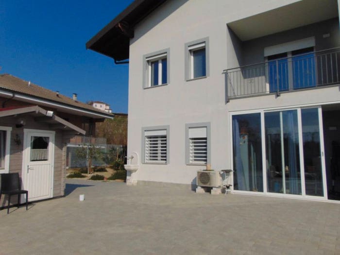 Appartamento trilocale in vendita in Corso Acqui, Nizza Monferrato