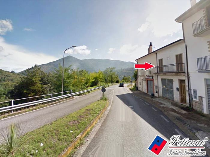 Appartamento trilocale in vendita in Via Napoli, Centro, Lenola