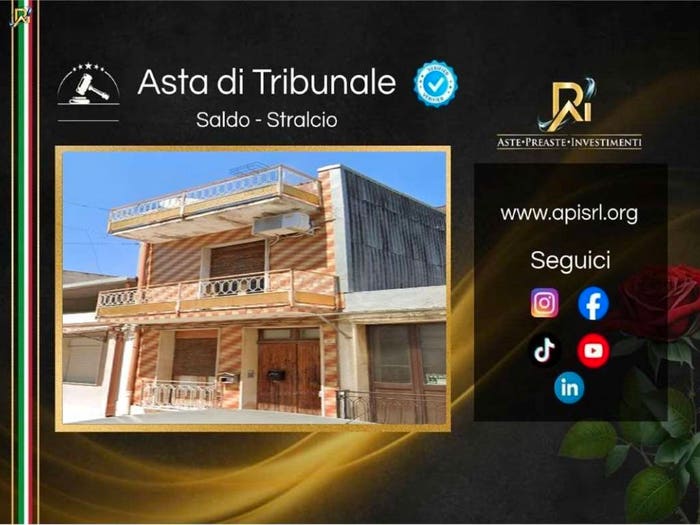Appartamento quadrilocale in vendita in Via Giuseppe Reale, Floridia