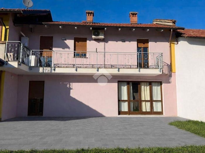 Casa con 6 locali in vendita in Str Volvera, Centro, Orbassano