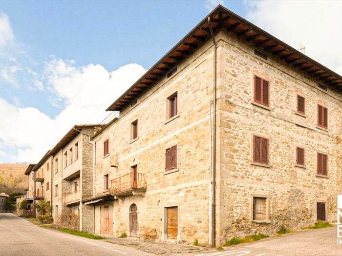 Casa con 6 locali in vendita in Via Fragaiolo, Fragaiolo, Caprese Michelangelo