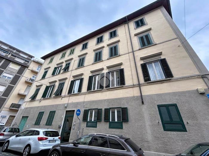 Appartamento quadrilocale in affitto in Via della Rondinella, Cisternone, Livorno