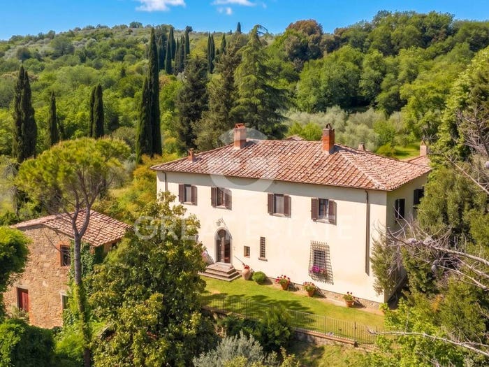 Casa con 6 locali in vendita in Viale Piero della Francesca, Porta Santo Spirito Stazione, Arezzo
