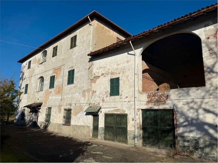 Casa con 6 locali in vendita in Novi Ligure