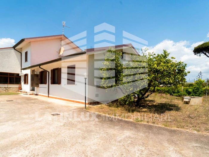 Casa con 6 locali in vendita in Borgo Grappa, Latina