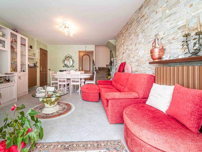 Casa con 5 locali in vendita in Via Vittorio Novi, Lanzo D'Intelvi, Alta Valle Intelvi