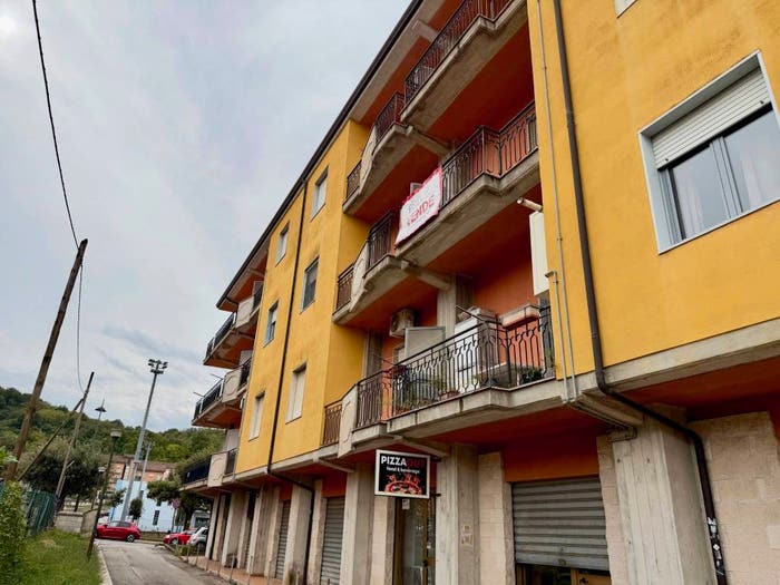 Appartamento trilocale in vendita in Viale della Vittoria, Teora