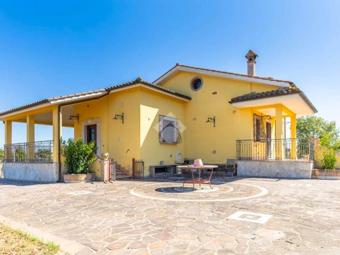 Casa con 6 locali in vendita in Santa marta, Santa Marta, Capena