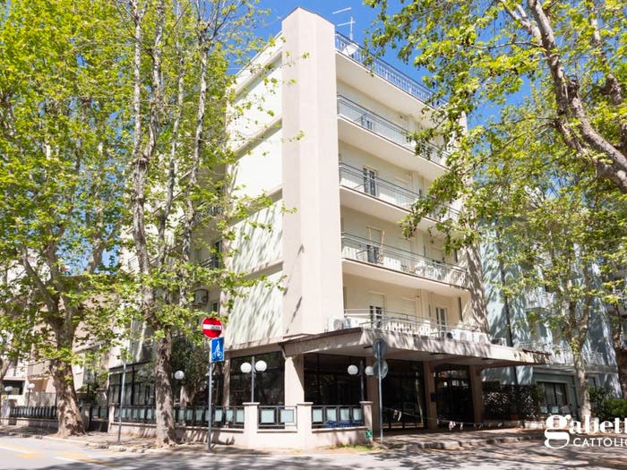Casa con 6 locali in vendita in Cattolica