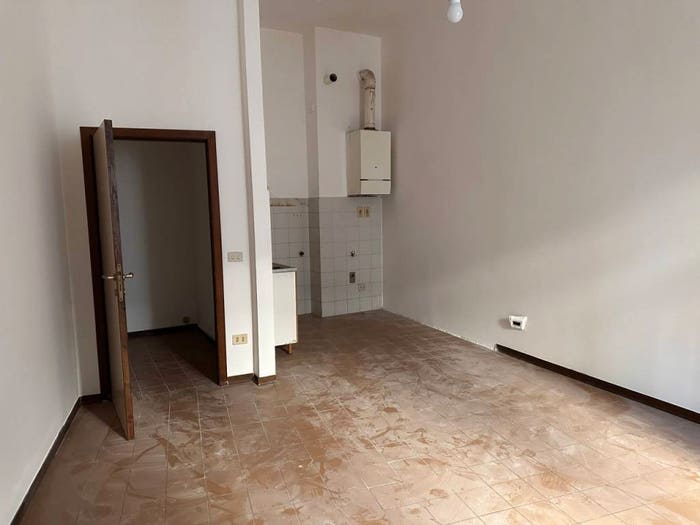 Appartamento trilocale in vendita in Via Cialdini, Cavour, Ancona