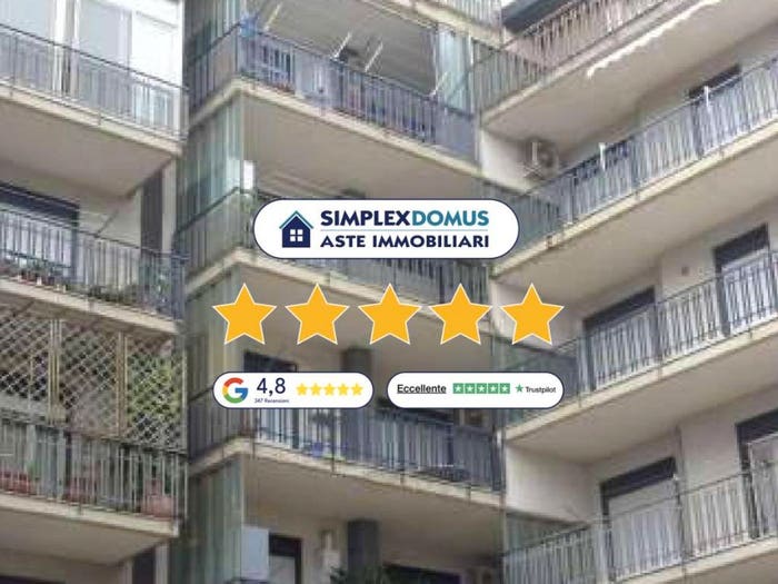 Appartamento con 6 locali in vendita in Via Ammiraglio Caracciolo, Rapisardi, Catania