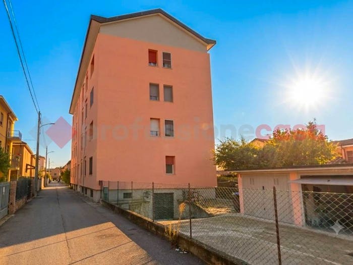 Appartamento trilocale in vendita in VIA RISORGIMENTO, Centro, Siziano
