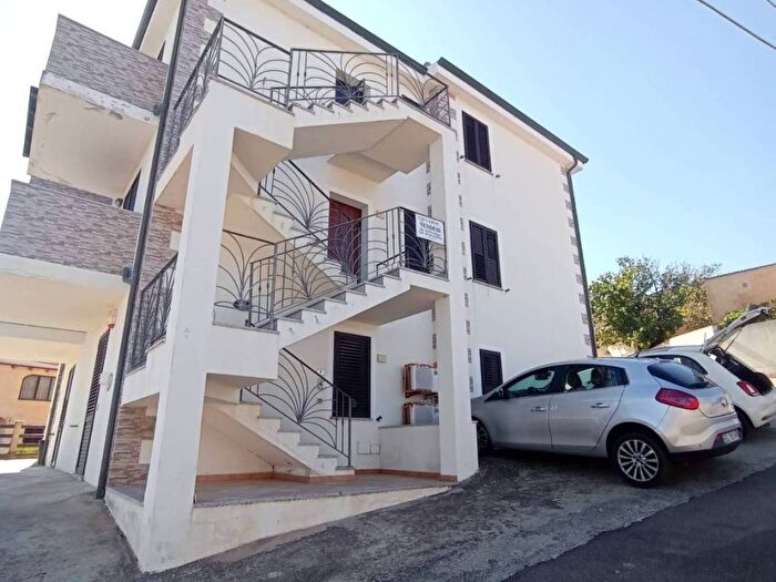 Appartamento bilocale in vendita in Via Grazia Deledda, Santa Maria Coghinas