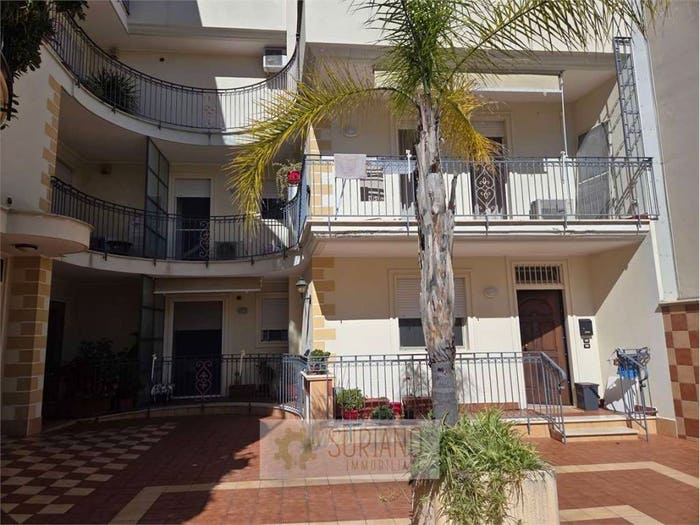Casa con 5 locali in vendita in VIA BERARDINO TELESIO, Monticelli Croci, Andria