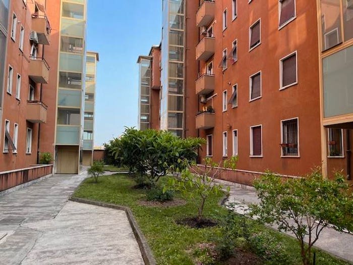 Appartamento bilocale in vendita in Via Bettino da Trezzo, Cascina dei Pomi, Milano