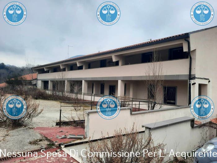 Appartamento monolocale in vendita in Ferrari, Centro, Nerola