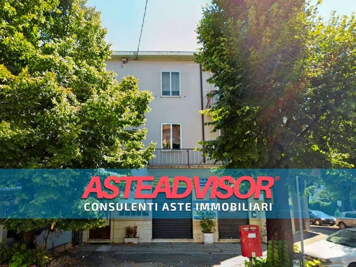 Appartamento con 6 locali in vendita in Viale Antonio Gramsci, Musicisti, Forlì