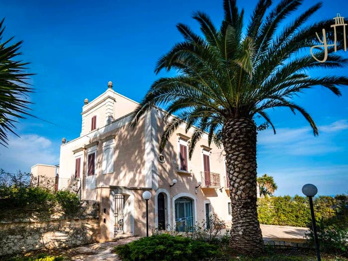 Casa con 6 locali in vendita in Strada Comunale Santa Candida, Polignano a Mare