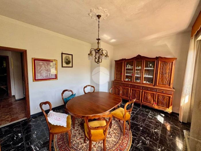 Appartamento con 6 locali in vendita in Via Giovanni XXIII, Castiglione Chiavarese