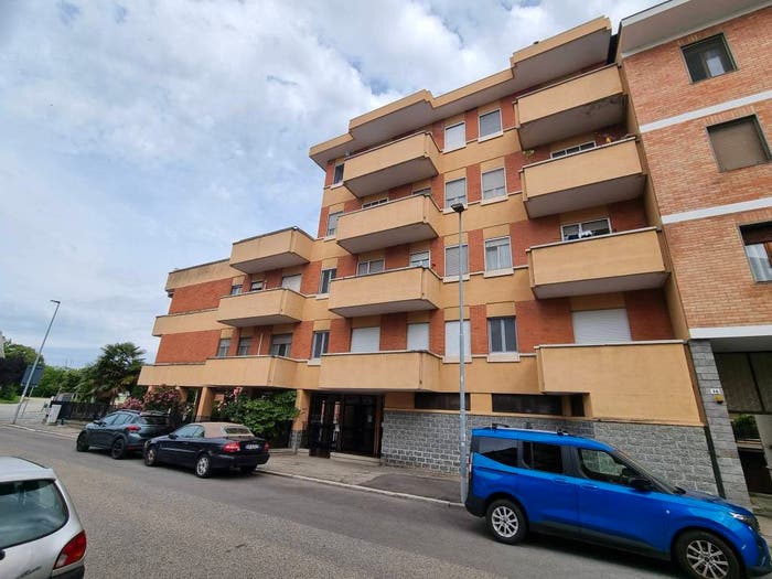 Appartamento trilocale in vendita in Via Luigi Galvani, San Paolo, Novara