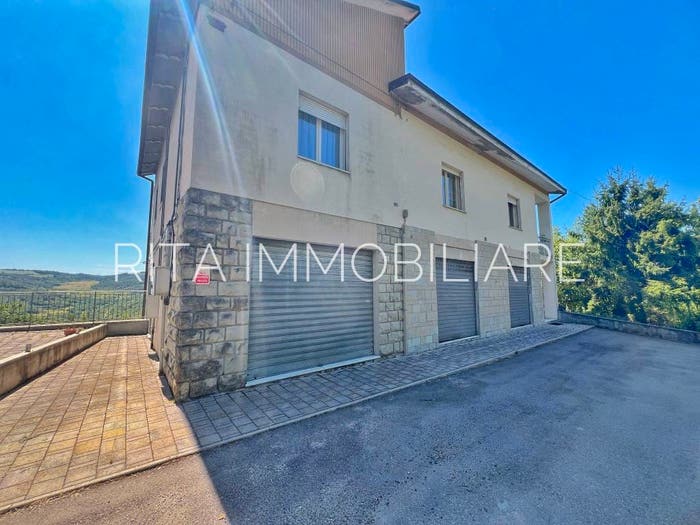 Casa con 6 locali in vendita in Via Passo Brasa, Monte Orsello, Guiglia