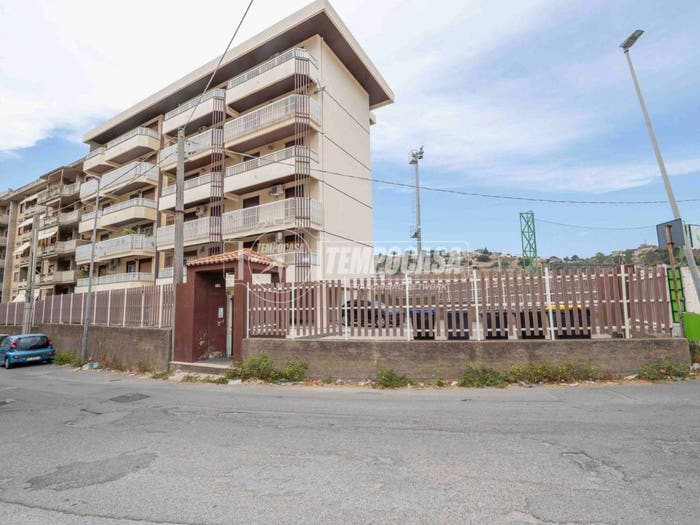 Appartamento quadrilocale in vendita in Via POLVERIERA, Bisconte San Luigi, Messina
