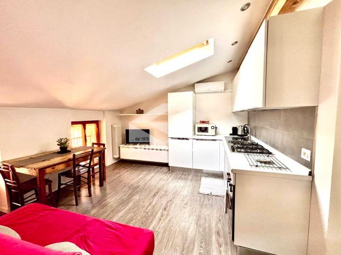 Casa bilocale in vendita in Viale Trento, Centro, Riva del Garda