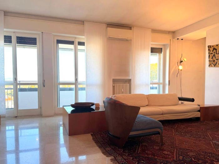 Appartamento con 5 locali in vendita in Via San Adeodato, Galliano, Cantù