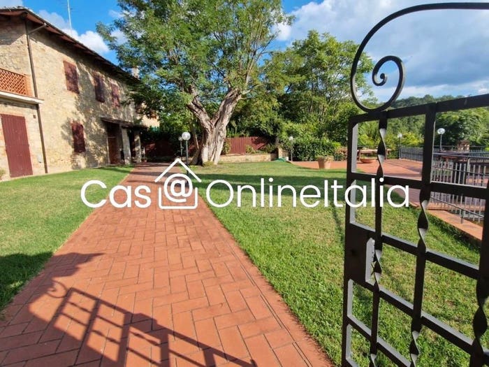 Casa quadrilocale in vendita in Localita' Maltraverso Poggibonsi, Poggibonsi
