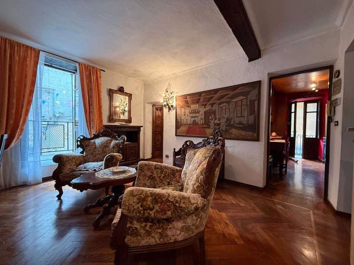 Casa con 6 locali in vendita in Via Walter Fontan, Centro, Bussoleno
