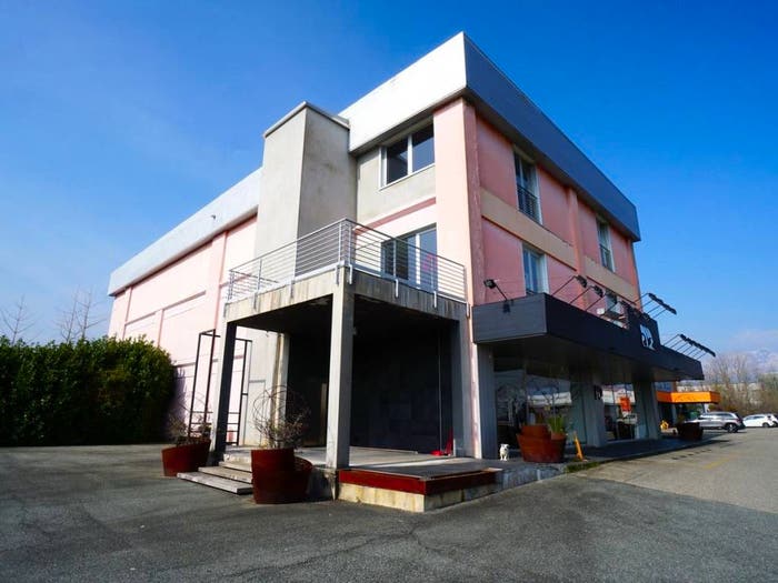 Casa con 6 locali in vendita in Strada Trossi, Verrone