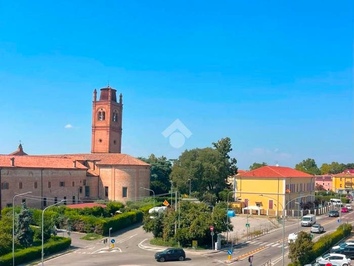 Appartamento trilocale in vendita in Zona San Giorgio, Comacchio, Ferrara