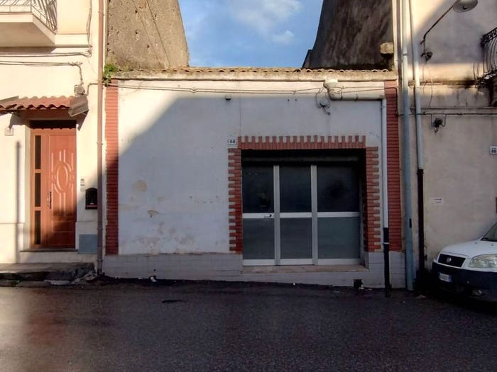 Casa bilocale in vendita in Via Diana, Fiumefreddo di Sicilia
