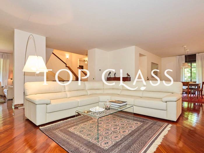 Casa con 6 locali in vendita in Via Antonio Vivaldi, Milano, Basiglio