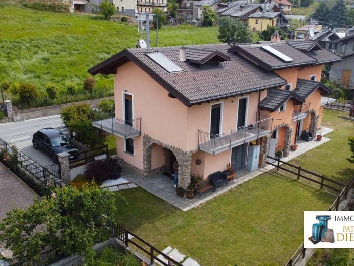 Casa con 5 locali in vendita in località Nicolin, Chef Lieu, SaintChristophe