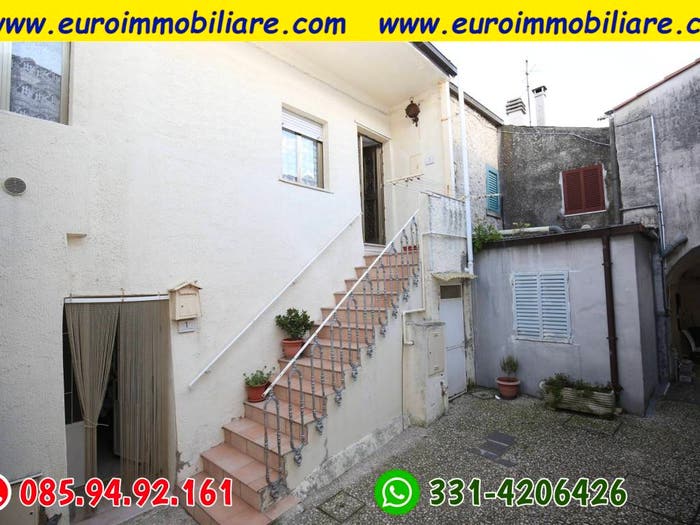 Casa con 6 locali in vendita in Via del Disco, Mutignano, Pineto