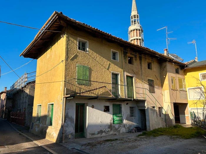 Casa con 6 locali in vendita in Vicolo Paradiso, Centro, Mortegliano