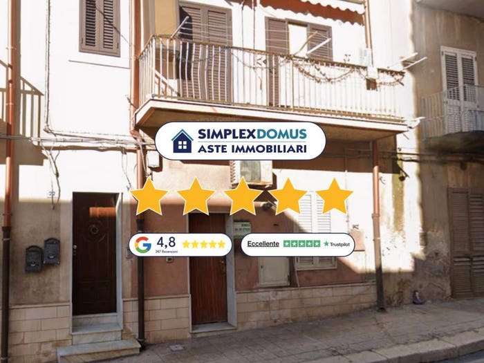 Appartamento quadrilocale in vendita in Via Amerigo Vespucci, Centro, Gela